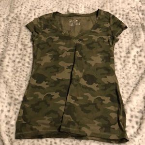 women’s shirt. good condition, never worn